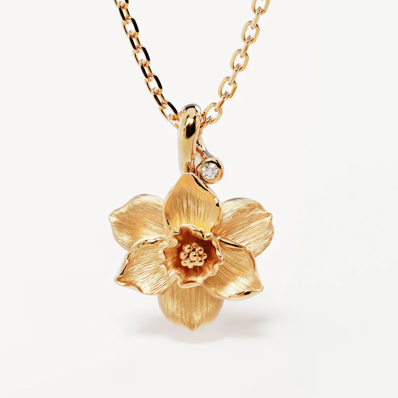 Women's Creative All-match December Flower Stainless Steel Pendant Necklace