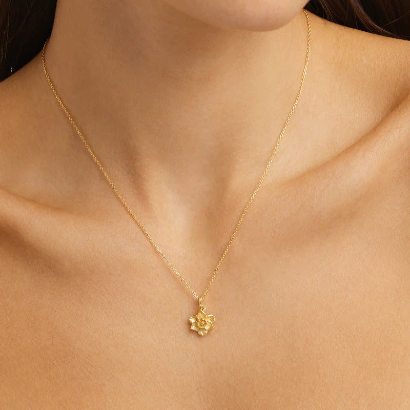 Women's Creative All-match December Flower Stainless Steel Pendant Necklace